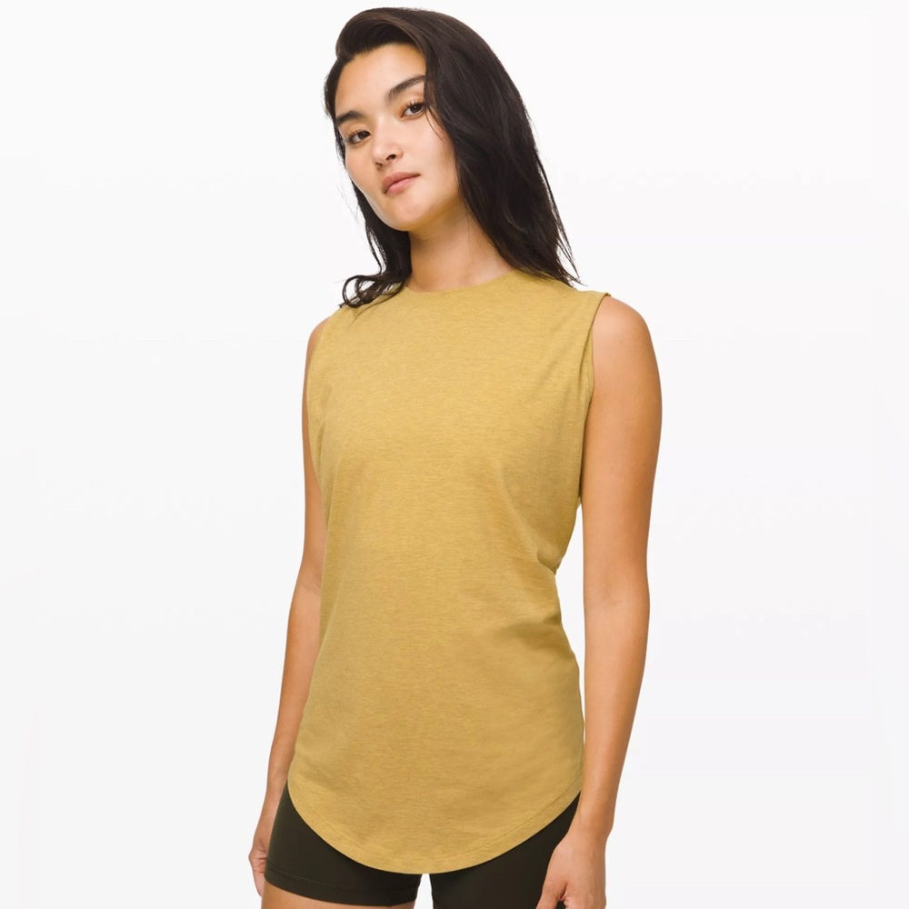 Lululemon Brunswick Heathered Honeycomb Size 4